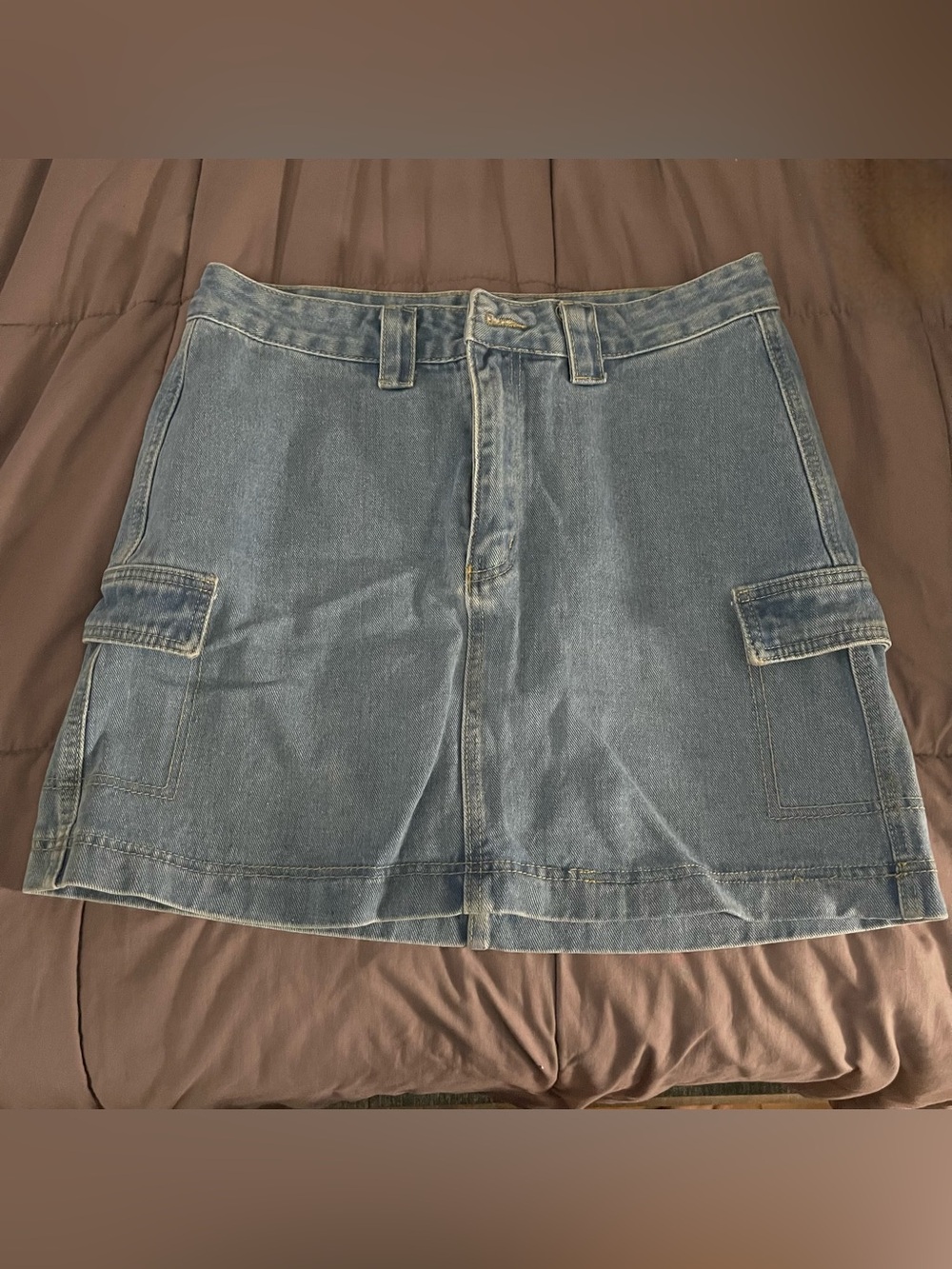 SHEIN Light Blue Denim Mini Skirt with Cargo Pockets